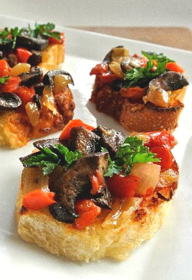 Mushroom Bruschetta Crostinis is a fantastic appetizer that has only 6 ingredients and comes together in no time.