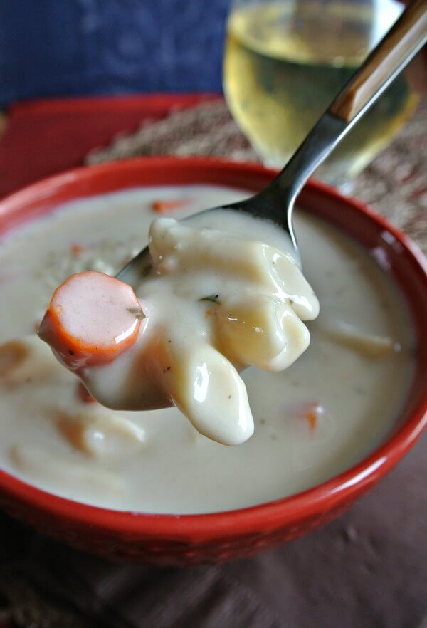 Dairy-Free Pasta Alfredo Soup has all the flavors of the famous pasta dish but it is completely dairy-free. Have a big bite.