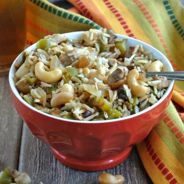 Cashew Rice Bowl has an Asian Flare that makes a nice bowl of comfort food.