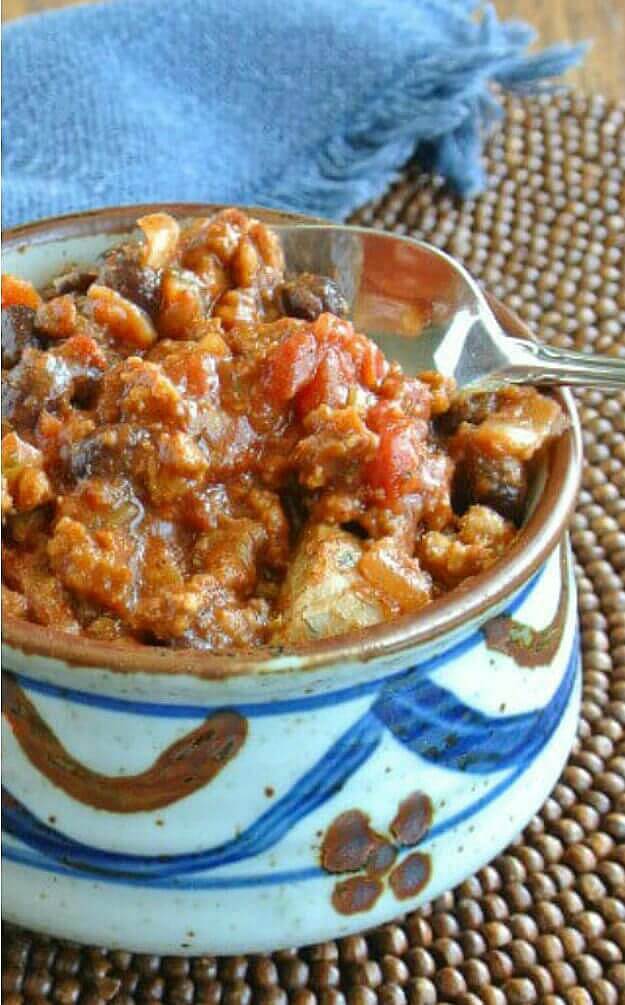 Vegan Combo "Beef Sausage" Chili is satisfying comfort food. Deep and rich in flavor with lots of beans, tomatoes and spices.
