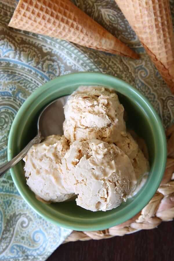 Overhead view of four scoops of Speculoos Cookies butter ice cream.