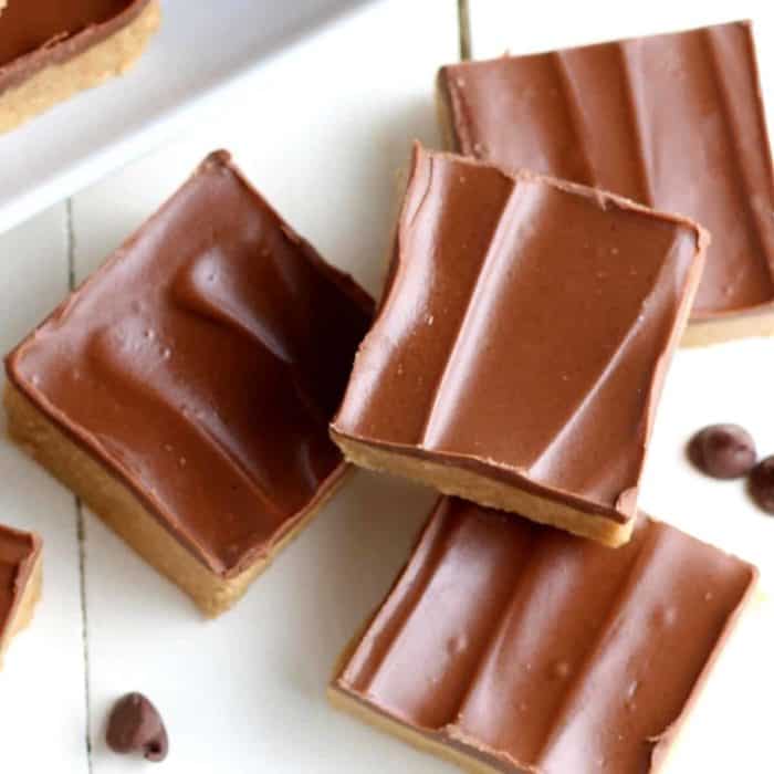 No Bake Chocolate Peanut Butter Bars - Vegan in the Freezer