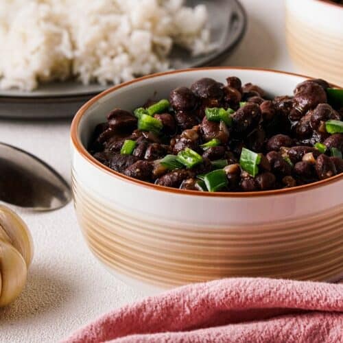 The BEST Slow Cooker Black Beans - The Natural Nurturer