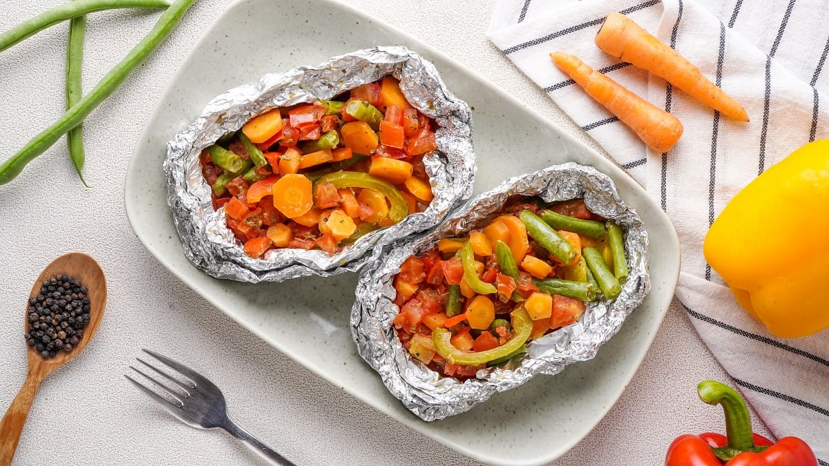 Grilled vegetables foil ready 4