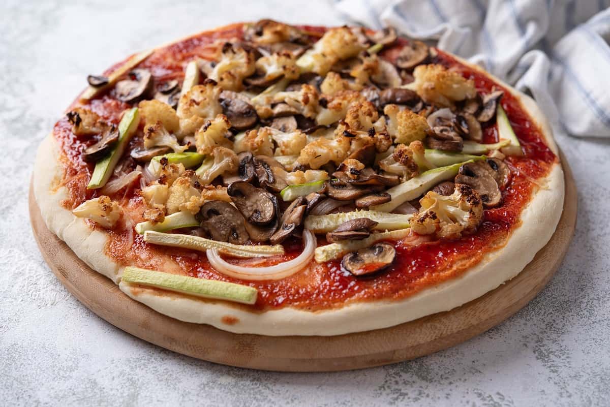 Have you tried our new 'Spicy NoChicken Vegan Ranch Pizza yet