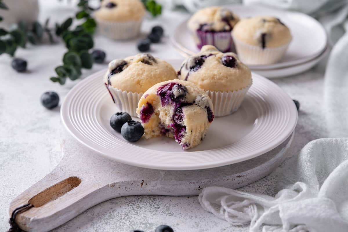 Vegan blueberry muffins ready 8